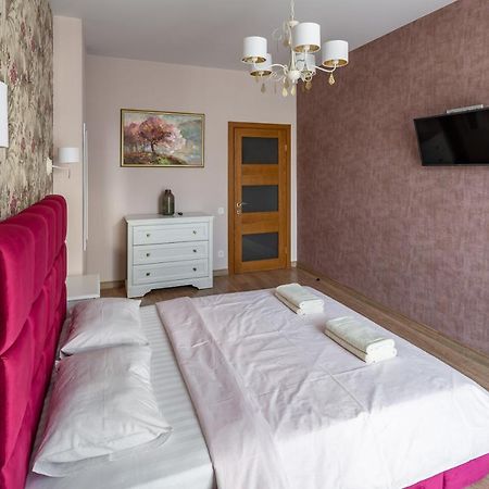 Apartmán Romari Гнатюка 3 Lvov Exteriér fotografie